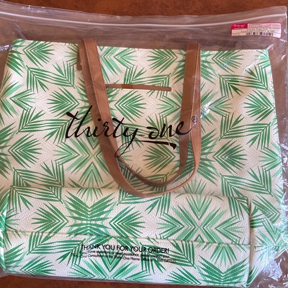 Thirty-one Around Town Tote in Deco Palm - Picture 8 of 9